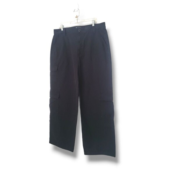 NWOT ASOS Design Curve Oversized Cargo Pants in Black Sz 12 - Picture 6 of 13